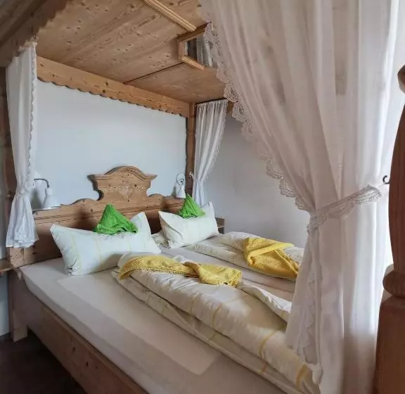 Majatalo Garni Austermayer