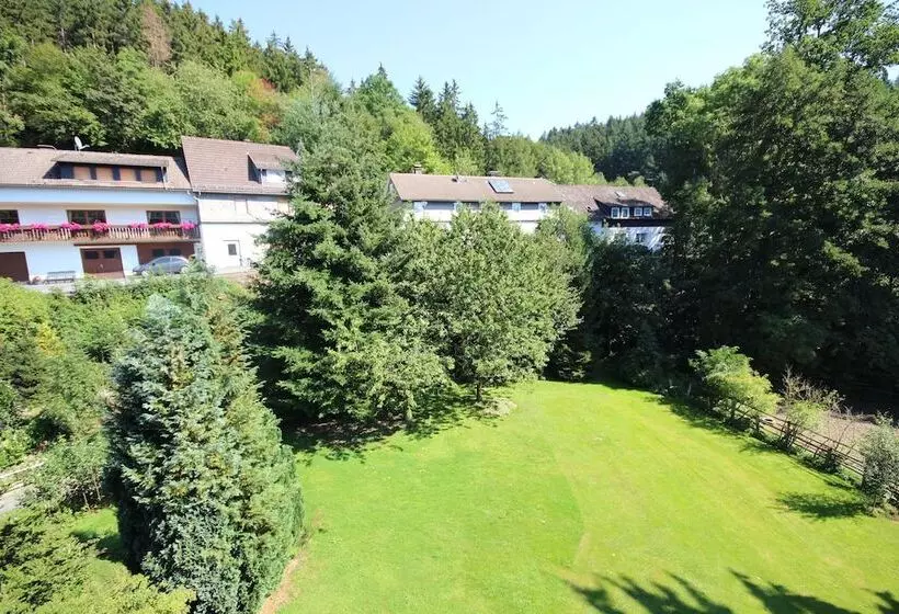 Majatalo Haus Schnorbus