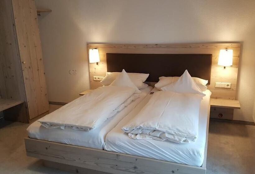 Pensão Landgasthaus Zollerstuben