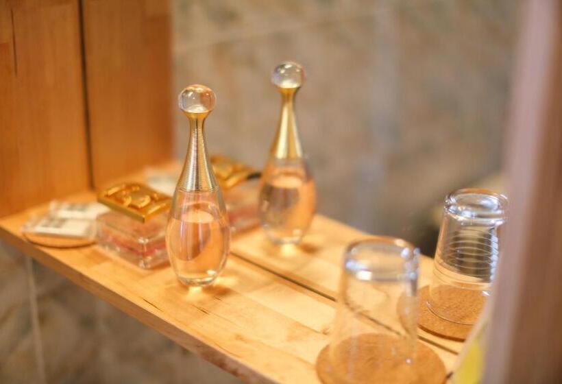 膳宿费 Vila Romana