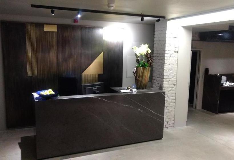 The Suite Hotel Garden