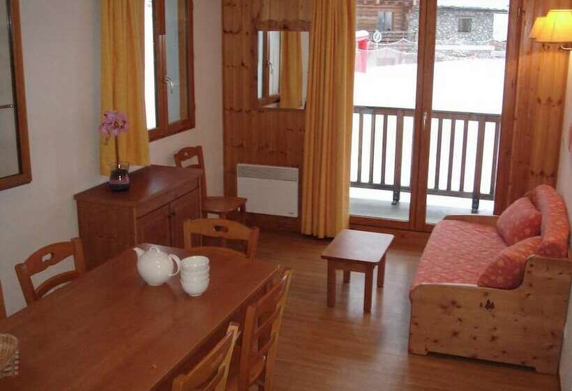 Adonis Molines By Olydea