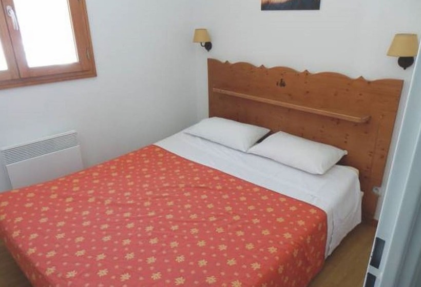 Adonis Molines By Olydea