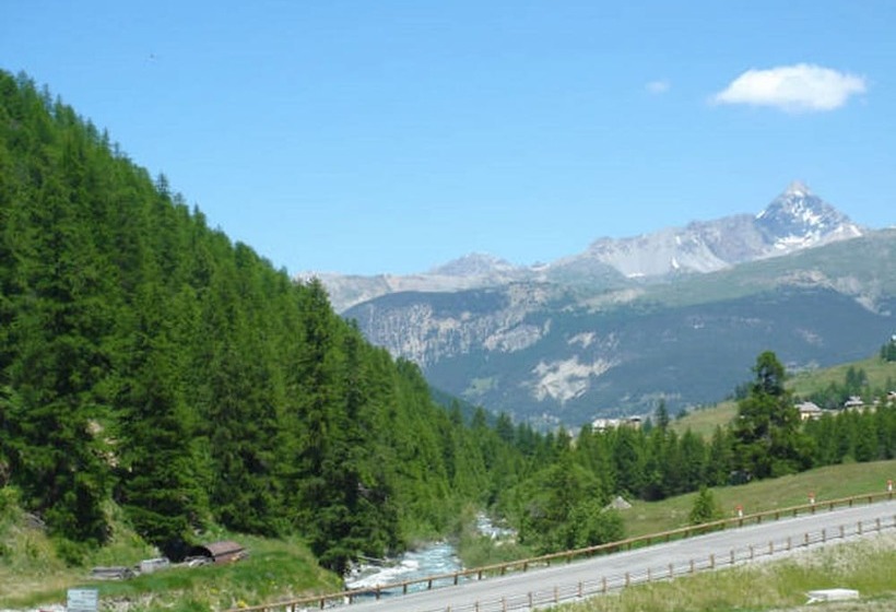 Adonis Molines By Olydea