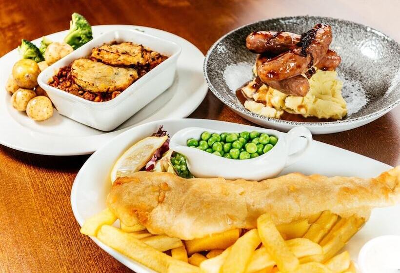 旅馆 Lamb & Flag Inn