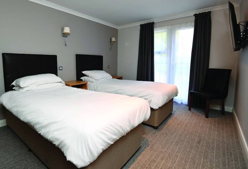 旅馆 Lamb & Flag Inn