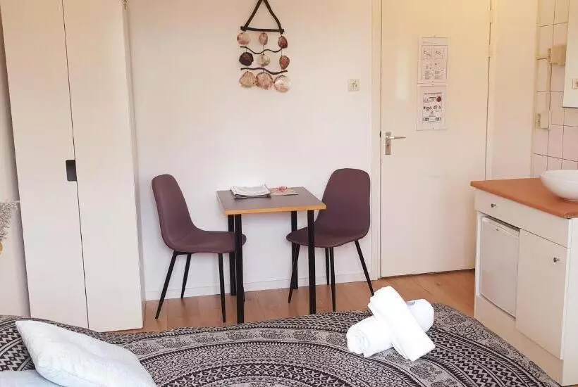 ユースホステル Pension Zandvoort Aan Zee