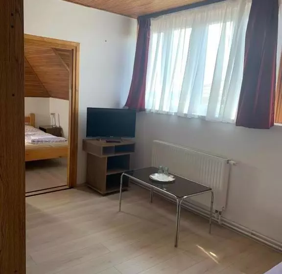 Aranyszarvas Goldener Hirsch Pension