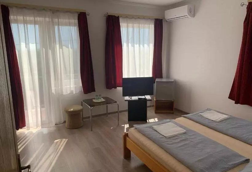 Aranyszarvas Goldener Hirsch Pension