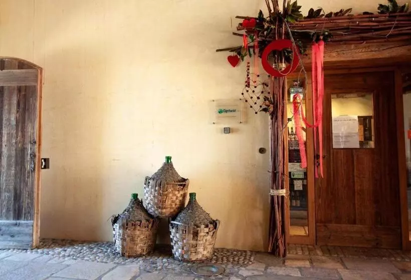 Hotelli Agriturismo Fossa Mala