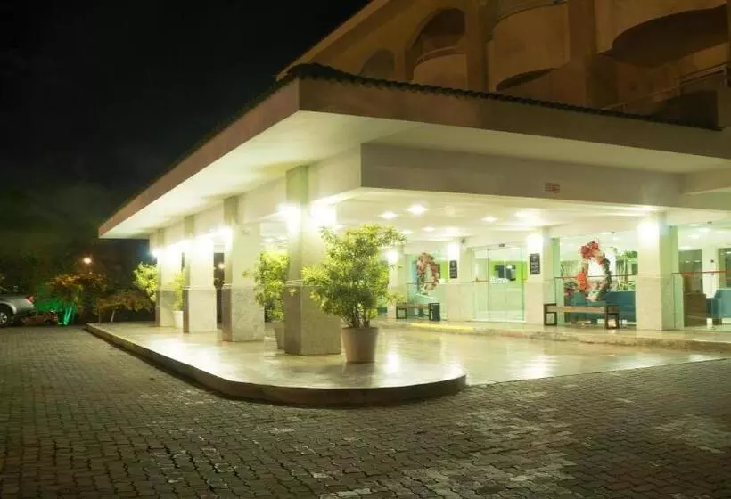 ホテル Bahia Plaza