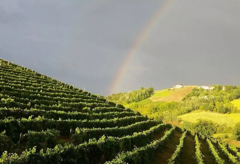 هتل La Cascina Del Castello