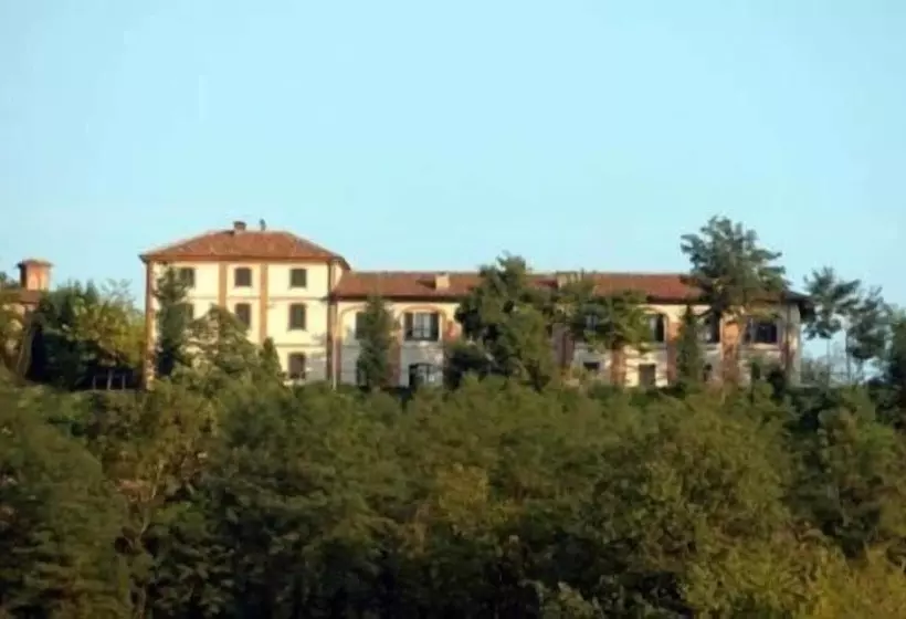 هتل La Cascina Del Castello