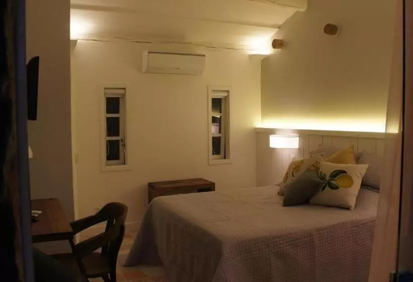 ペンション Auberge Suisse Pousada