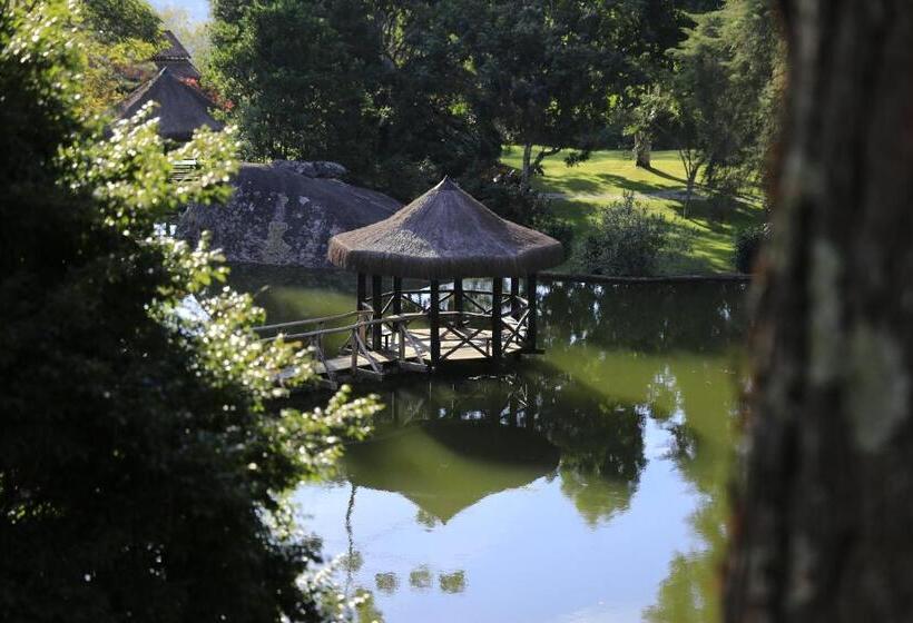 פנסיון Auberge Suisse Pousada