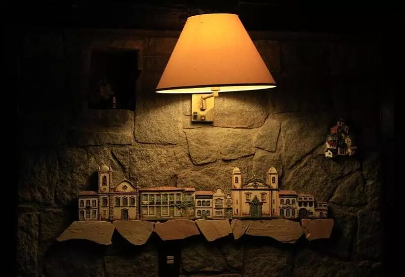 ペンション Auberge Suisse Pousada