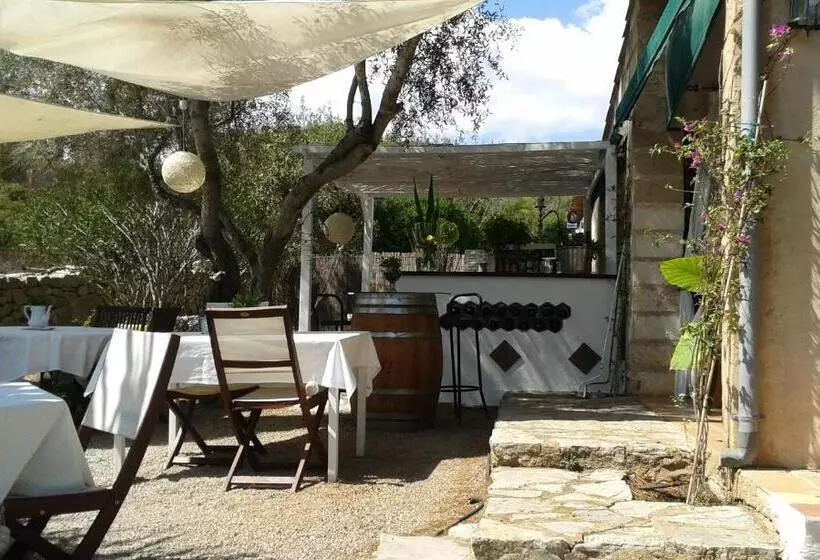 Majatalo El Encinar De Arta