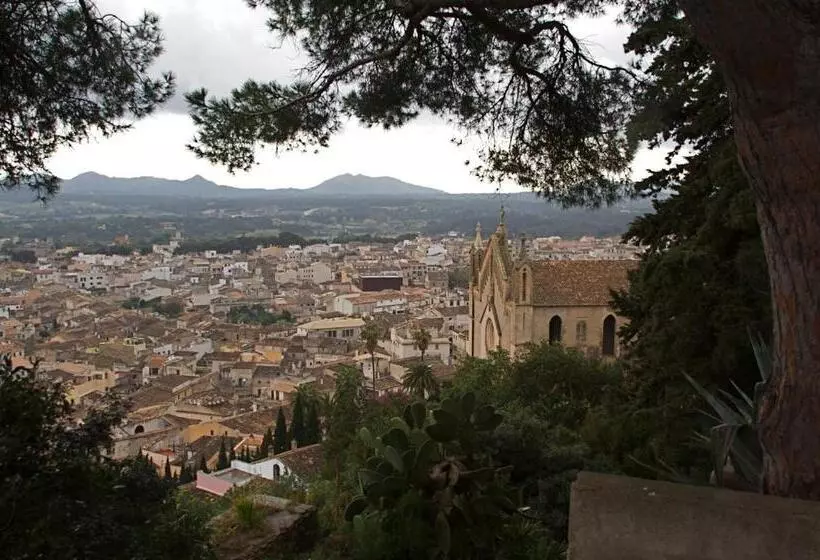 Majatalo El Encinar De Arta