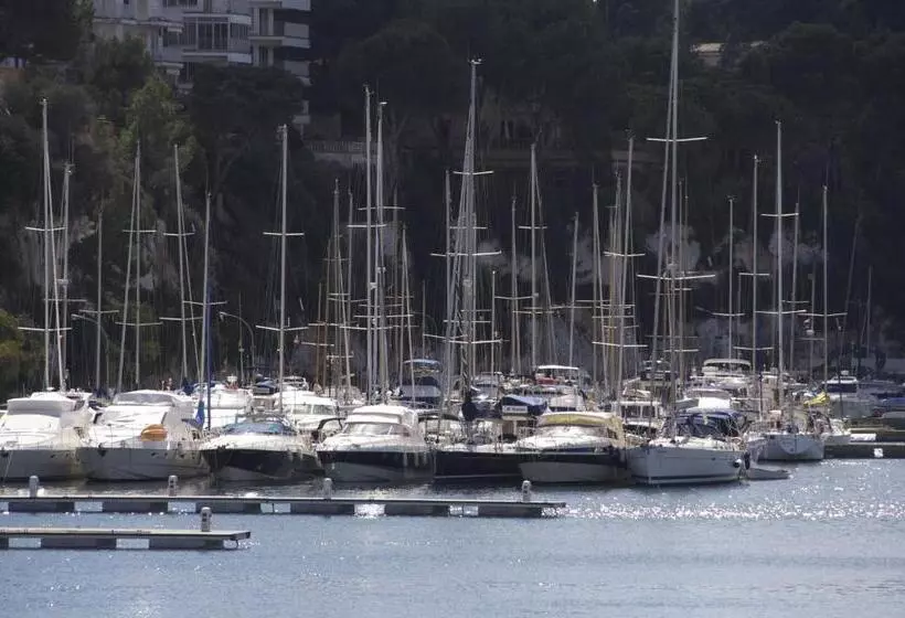 Majatalo El Encinar De Arta