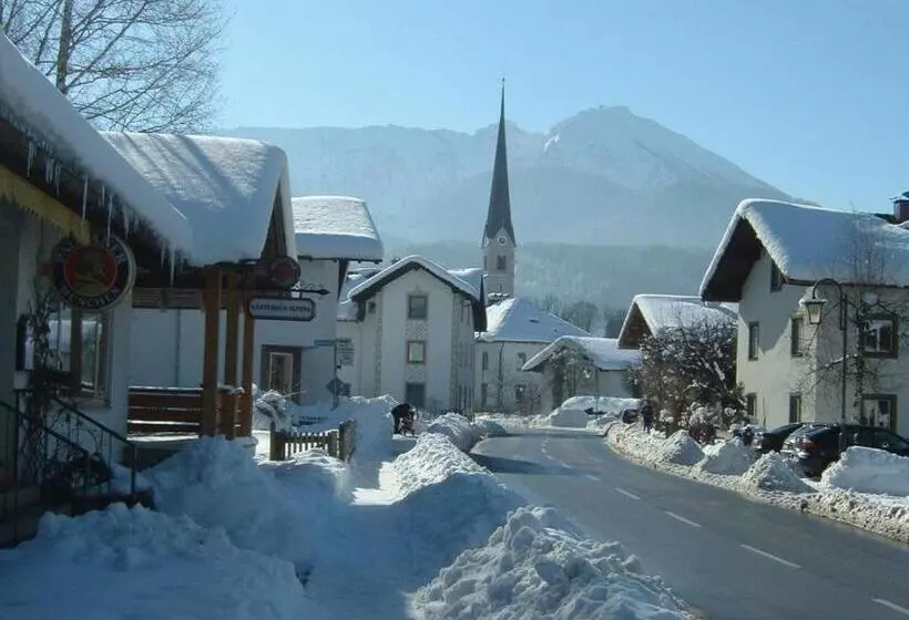 Majatalo Gästehaus Alpin