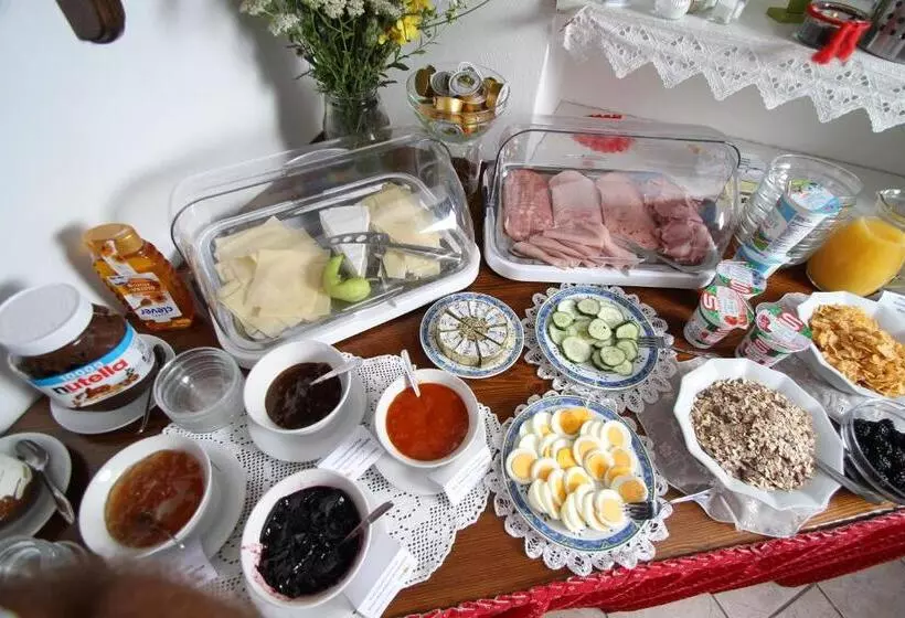 ペンション Gästehaus Elfriede