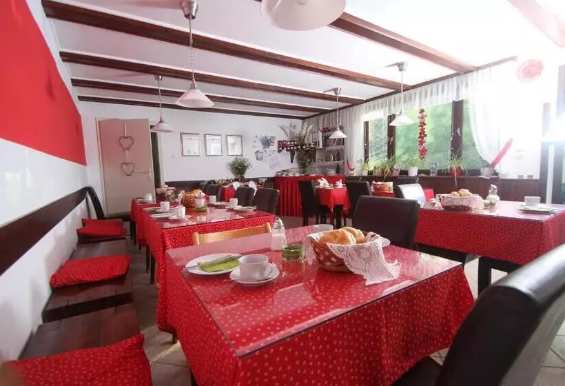 ペンション Gästehaus Elfriede