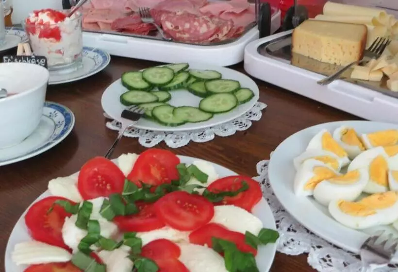 ペンション Gästehaus Elfriede