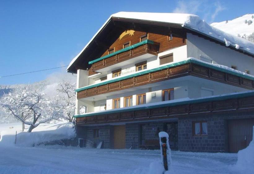 بنسيون Haus Bergfrieden