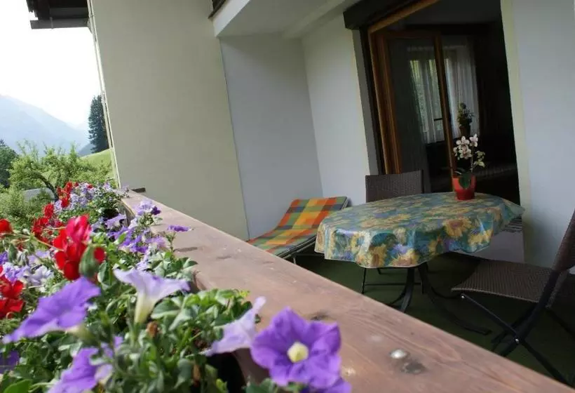 ペンション Haus Bergfrieden