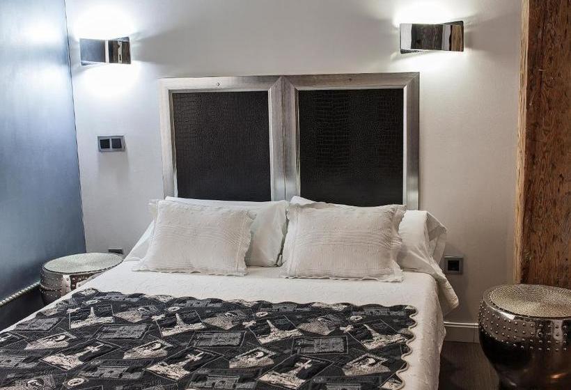 פנסיון Hostal Jardin Secreto