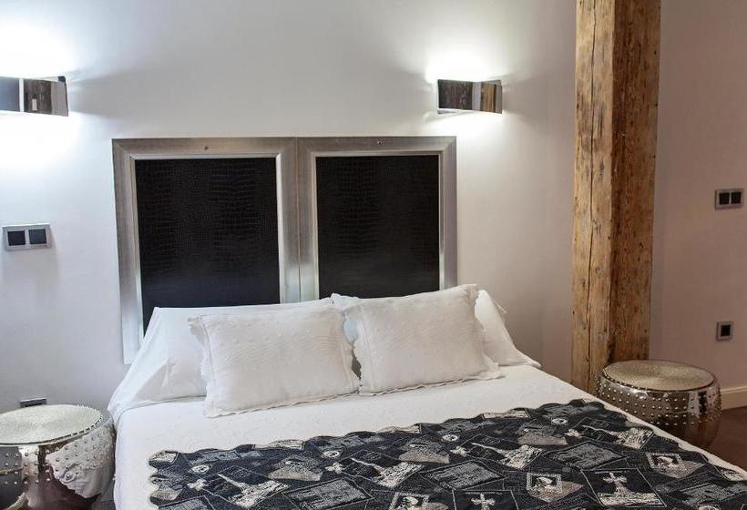 פנסיון Hostal Jardin Secreto