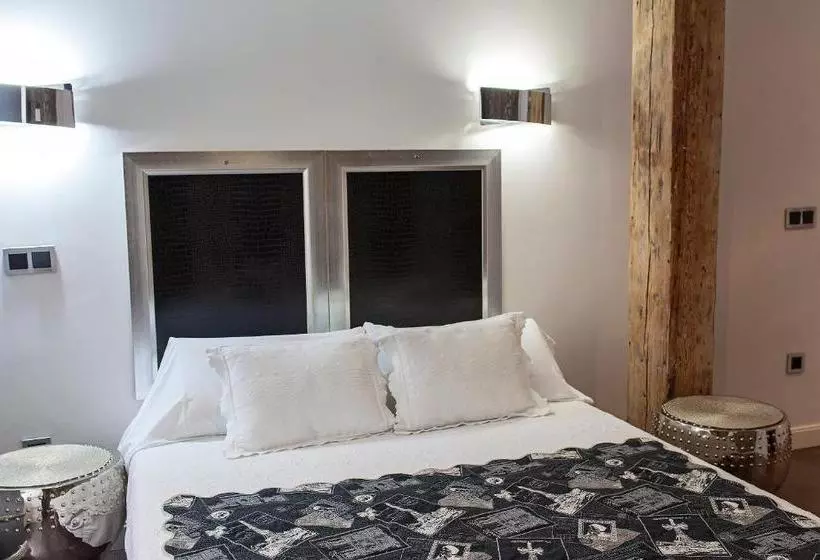 پانسیون Hostal Jardin Secreto
