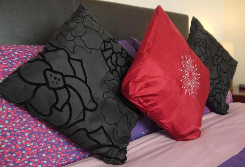 펜션 Kilbrannan Guest House