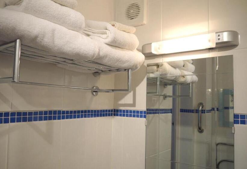 펜션 Kilbrannan Guest House