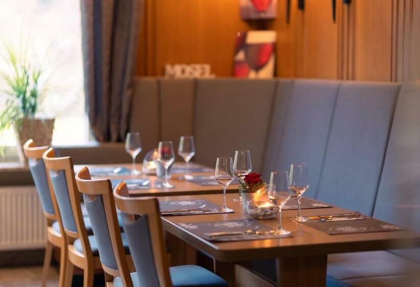 膳宿费 Mosel Landhaus Hotel Oster