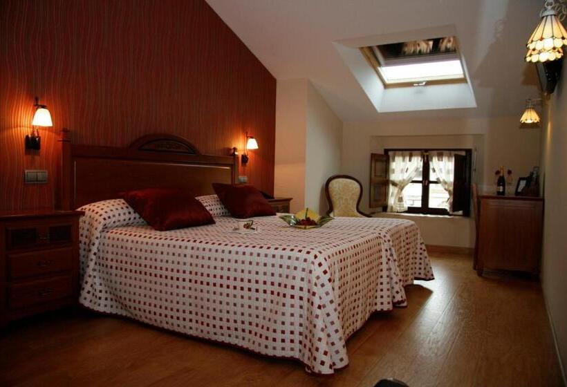 پانسیون Posada Los Gallos