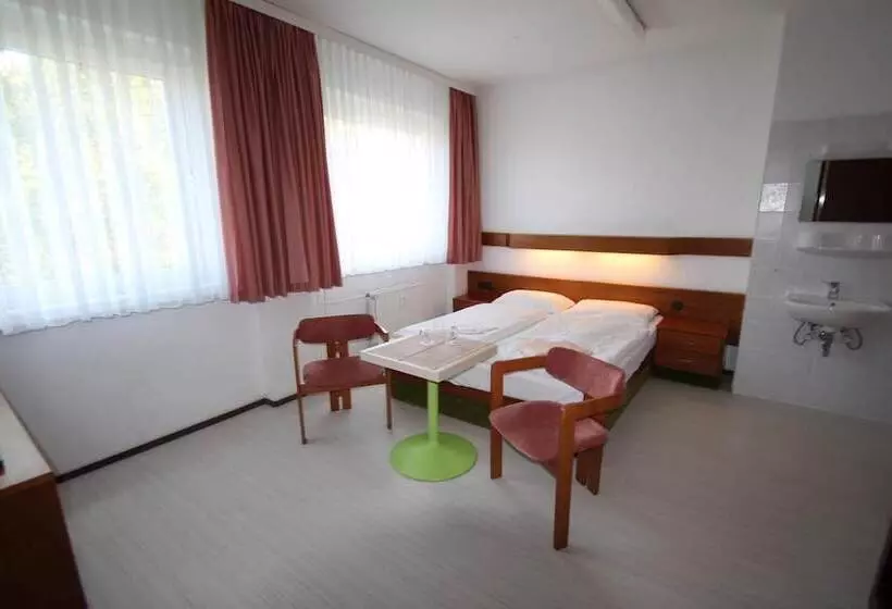 ペンション Schlafhaus Dünenweg 16