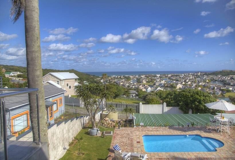 פנסיון The Lookout Guest House