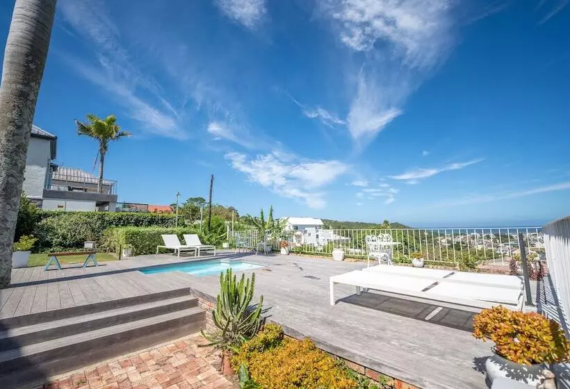 Majatalo The Lookout Guest House