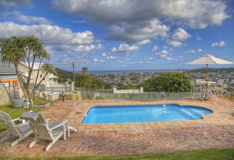 פנסיון The Lookout Guest House