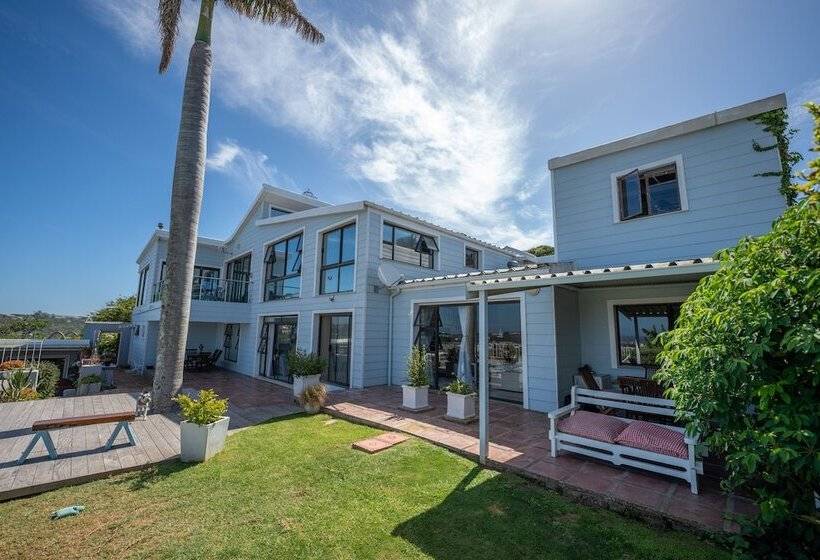 פנסיון The Lookout Guest House