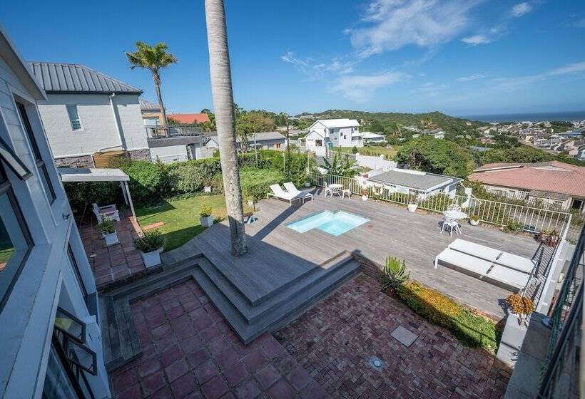 פנסיון The Lookout Guest House