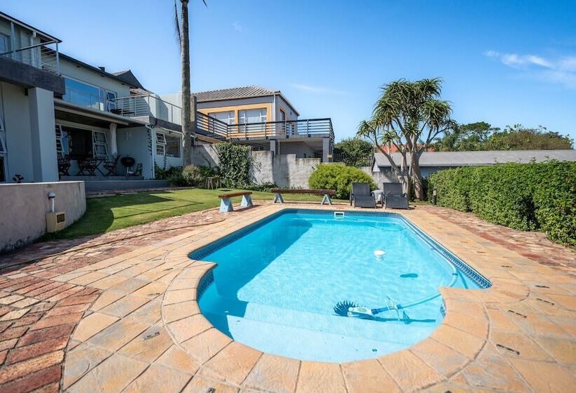 פנסיון The Lookout Guest House