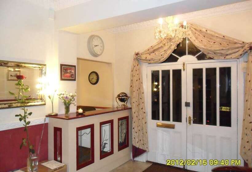 پانسیون Thorpe Lodge