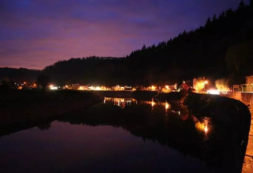 ペンション Wye Valley