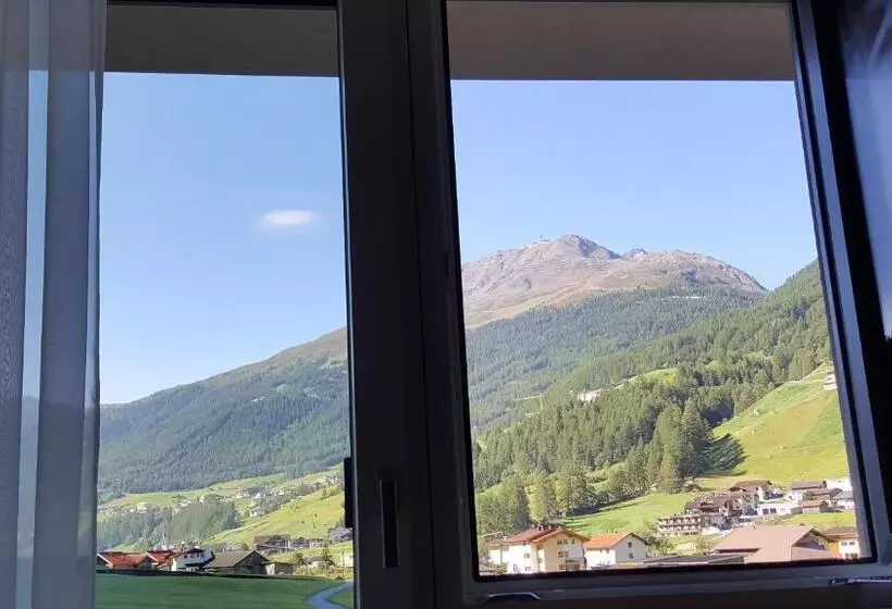 Apart Madeleine Superior Inklusive Summercard