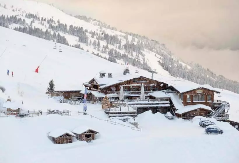 Hôtel 3 étoiles  Restaurant Le Pilatus Courchevel