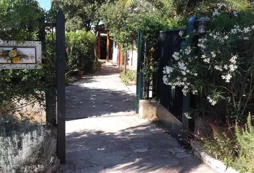 Hotelli Agriturismo Le Vedute