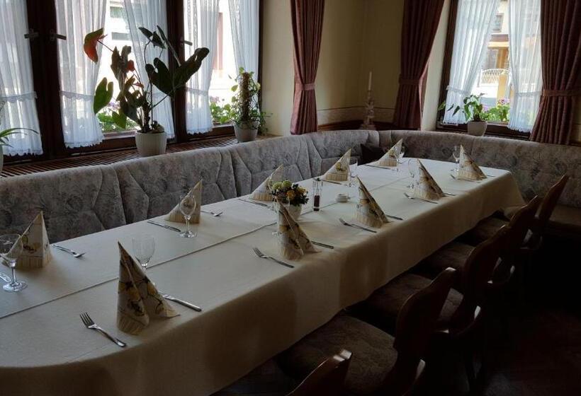 Pensão Gasthaus Zum Hirschen