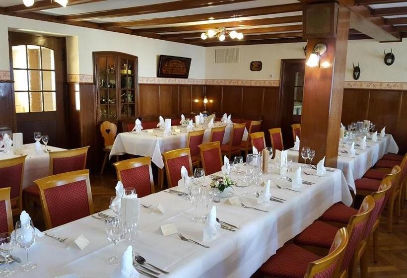 Pensão Gasthaus Zum Hirschen